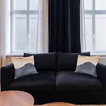 Luxury Studio, Raina Nams 아파트 *