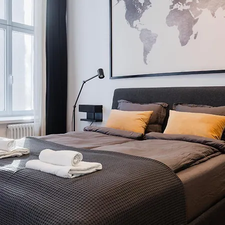 Luxury Studio, Raina Nams Apartment *