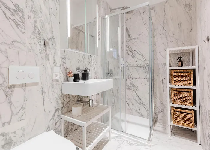 Апартаменты Luxury Studio, Raina Nams Рига