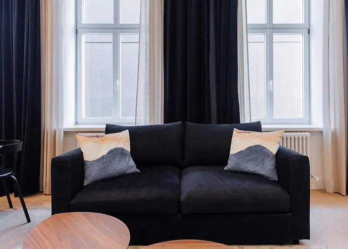 Luxury Studio, Raina Nams Апартаменты *