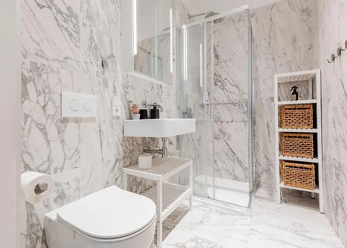 Luxury Studio, Raina Nams Riga